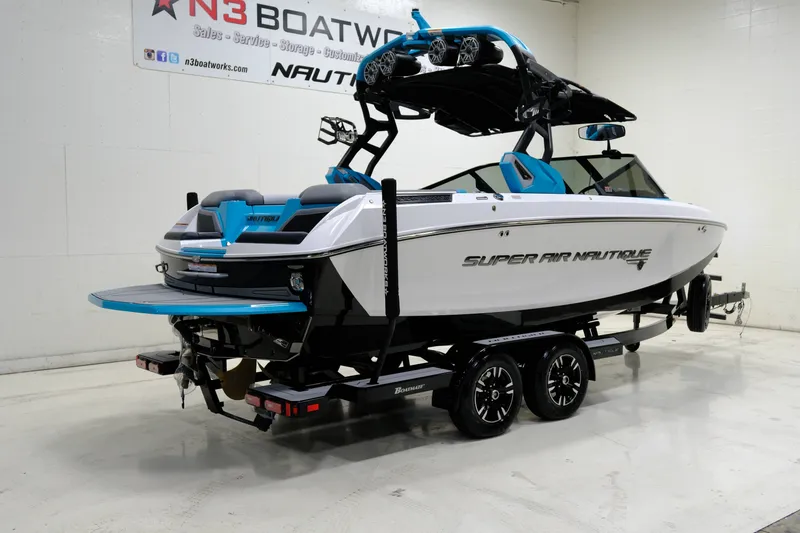 Slide: The Image of Nautique Super Air Nautique G21 2020 - 3