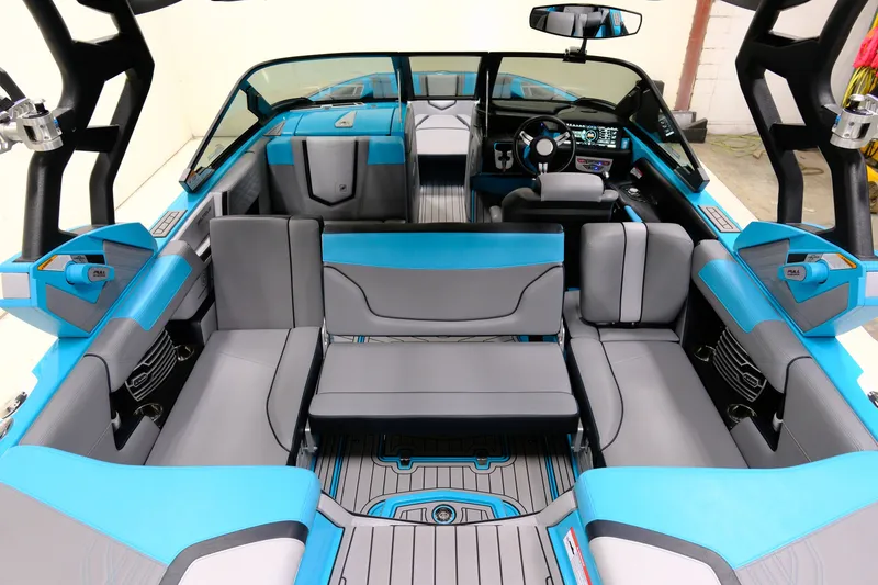 Slide: The Image of Nautique Super Air Nautique G21 2020 - 9