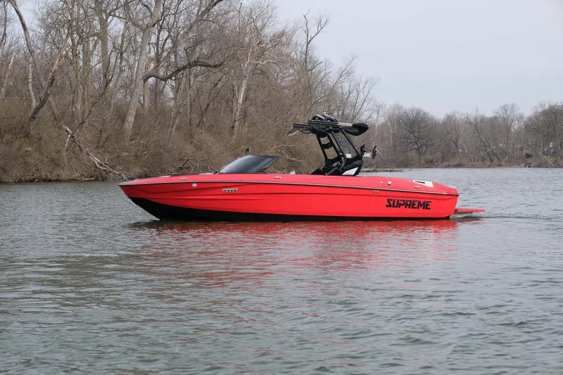 Slide: The Image of Supreme S220 2026 - 22