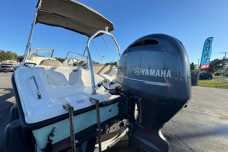 Slide: The Image of 2021 Key West 203 DFS boat with Yamaha engine at a boat sale. - 8