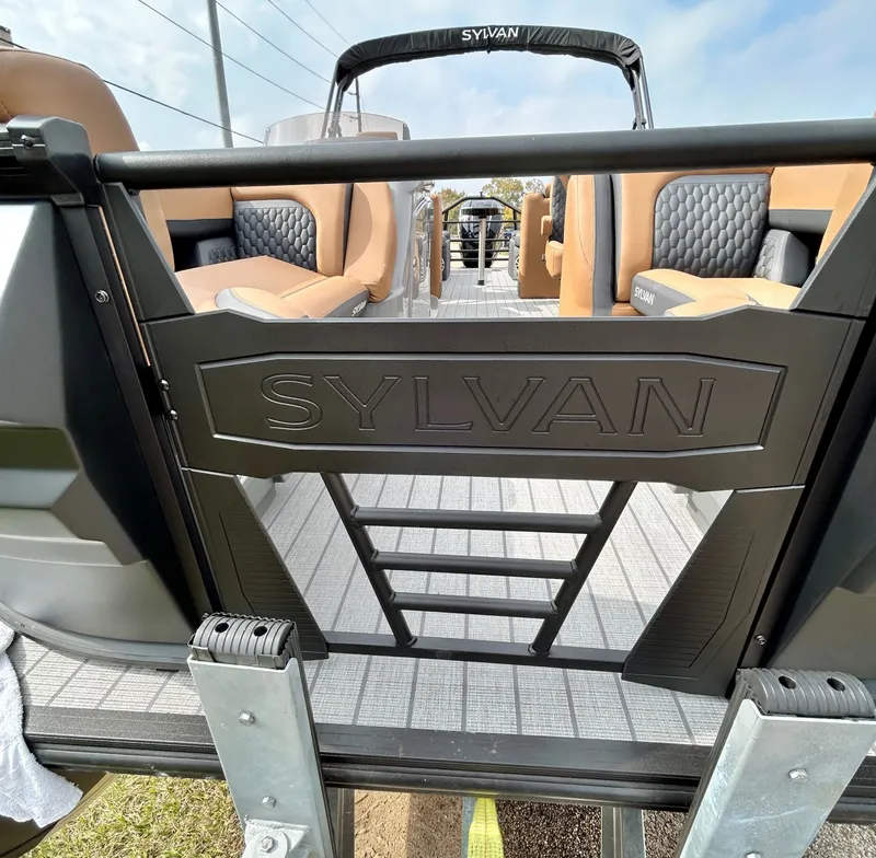 Slide: The Image of Sylvan L3 LZ Platinum 2026 - 12