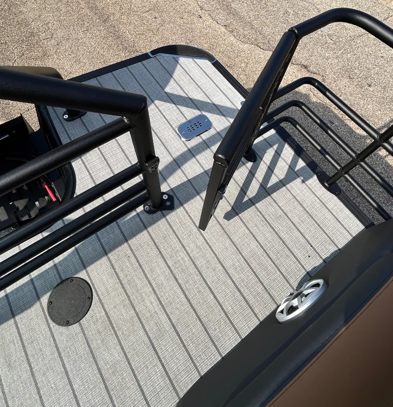 Slide: The Image of Sylvan L3 LZ Platinum 2026 - 60