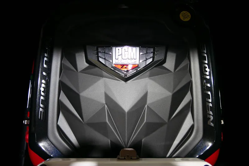 Slide: The Image of Nautique G25 2022 - 12