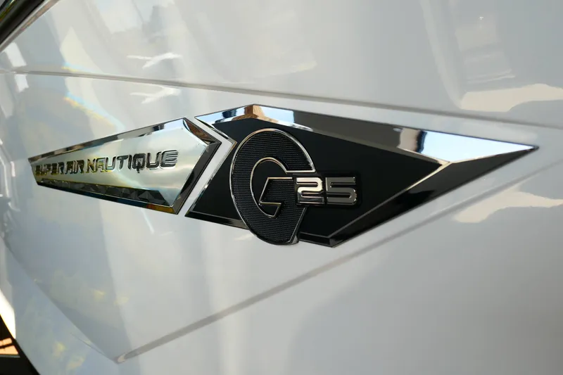 Slide: The Image of Nautique G25 2022 - 24