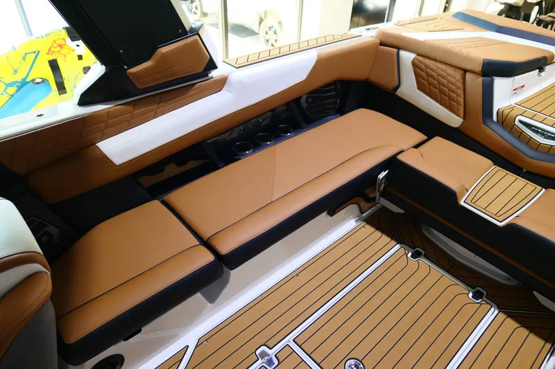 Slide: The Image of Nautique G25 2022 - 28