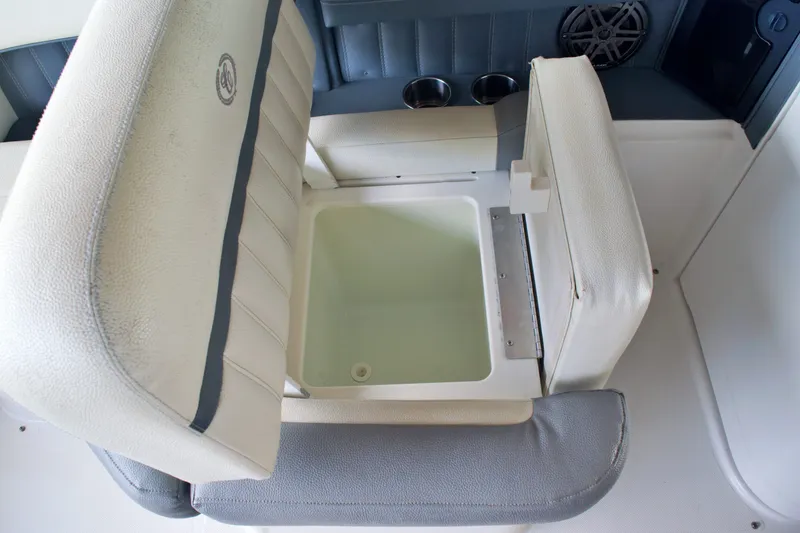 Slide: The Image of 2020 COBALT 25 SC - Image 42 - 42