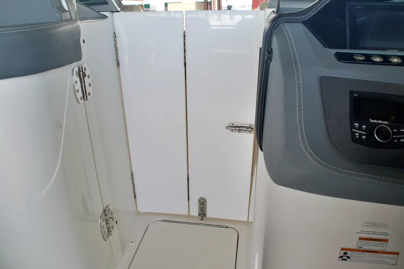 Slide: The Image of 2020 COBALT 25 SC - Image 45 - 45