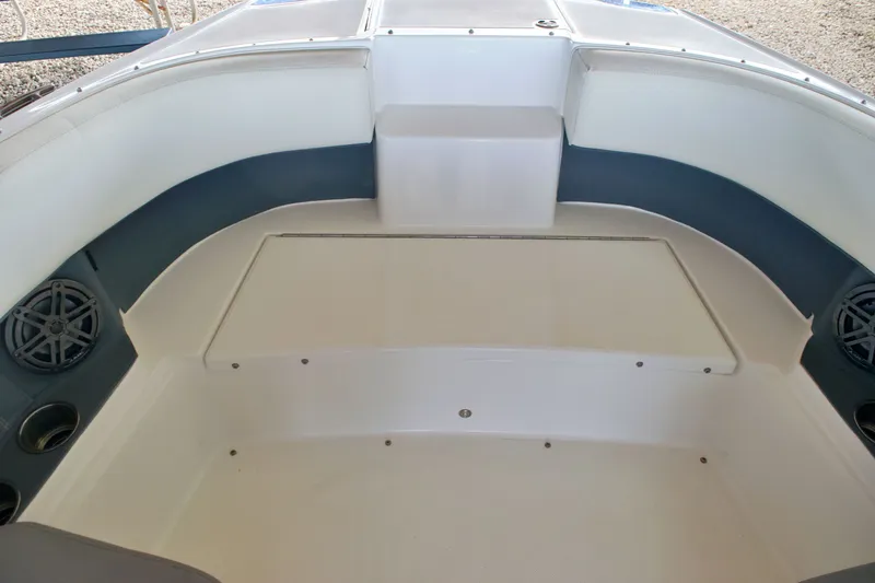 Slide: The Image of 2020 COBALT 25 SC - Image 67 - 67