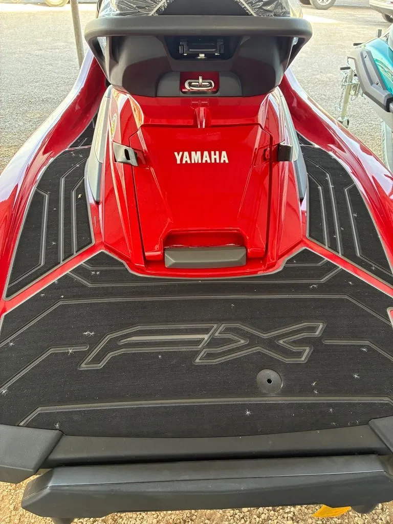 Slide: The Image of Yamaha FX Cruiser H.O. w/Audio 2026 - 8