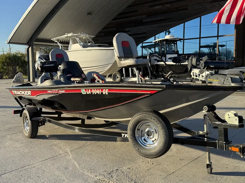 Slide: The Image of Tracker Pro Team 175 TXW 2016 - 4