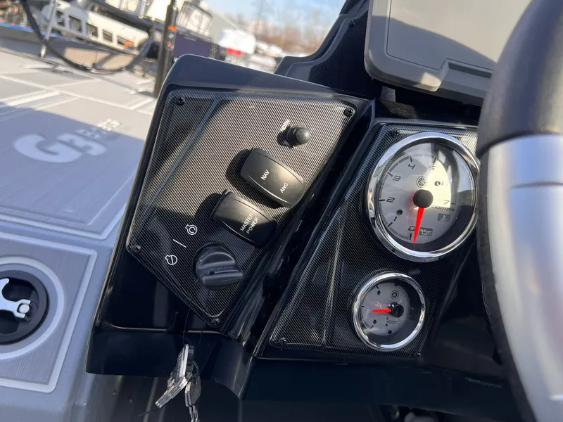 Slide: The Image of G3 Sportsman 1810 SE 2026 - 24