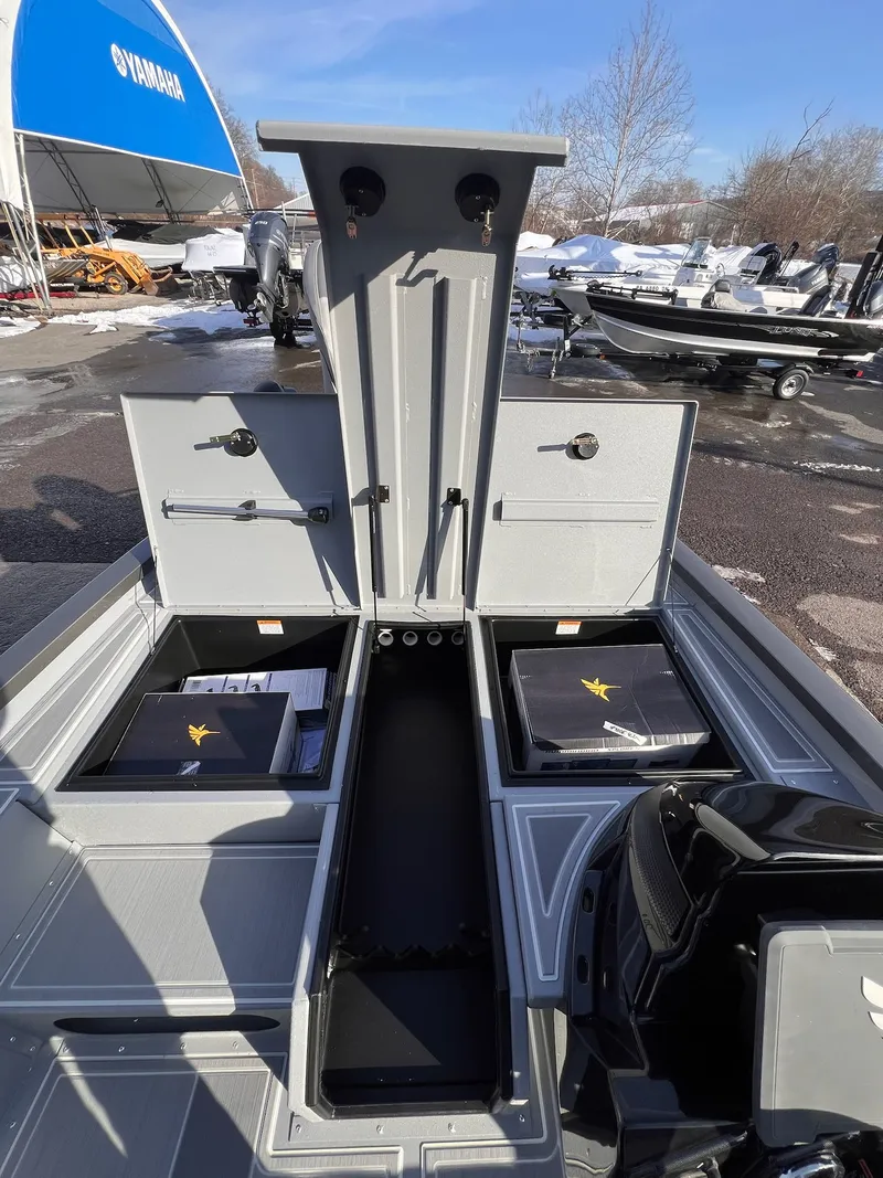 Slide: The Image of G3 Sportsman 1810 SE 2026 - 45