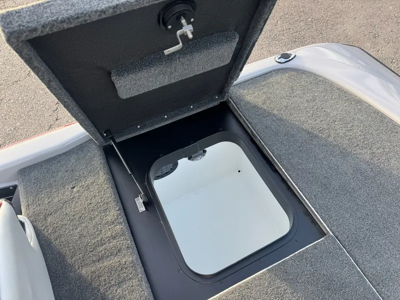 Slide: The Image of Skeeter ZXR 21 - DEMO DISCOUNT 2025 - 17