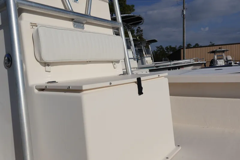 Slide: The Image of KenCraft 2160 BAYRIDER 2005 - 10