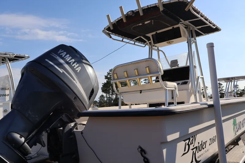 Slide: The Image of KenCraft 2160 BAYRIDER 2005 - 13