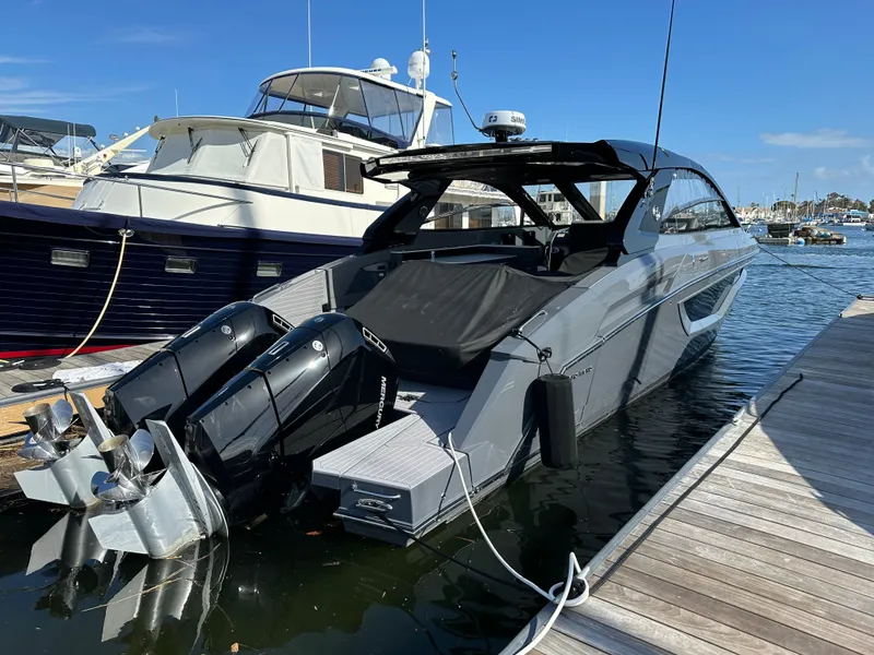 Slide: The Image of Cruisers 42 GLS 2023 - 72