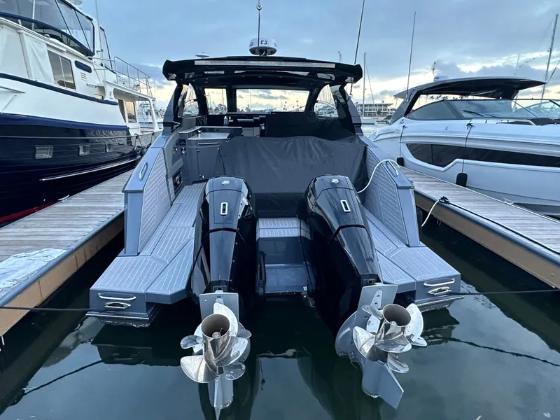 Slide: The Image of Cruisers Yachts 42 GLS 2023 - 61