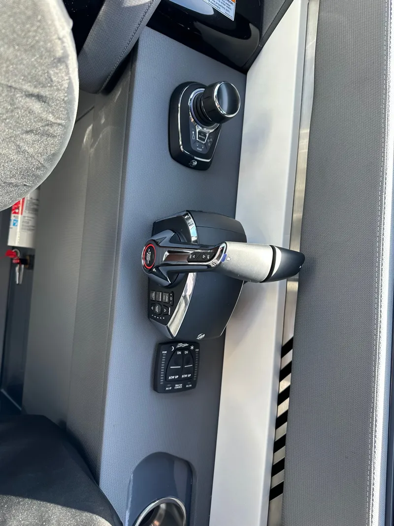 Slide: The Image of Digital throttle & Joystick control - 73