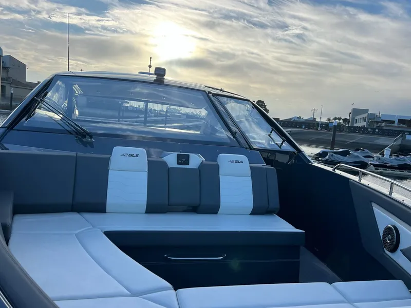 Slide: The Image of Cruisers Yachts 42 GLS 2023 - 79