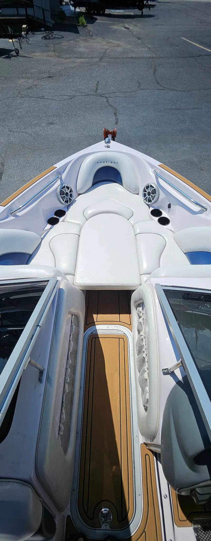 Slide: The Image of Nautique SV 211 2005 - 16