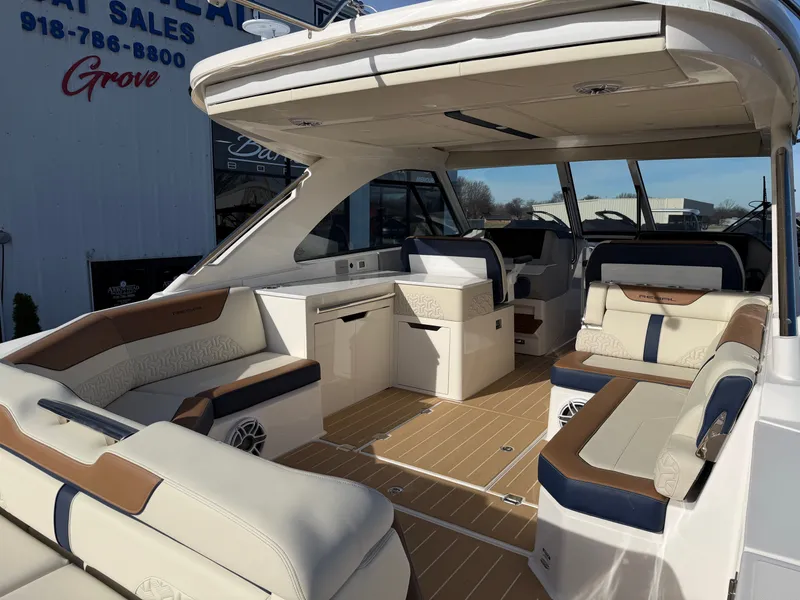 Slide: The Image of Regal LS36 2026 - 14