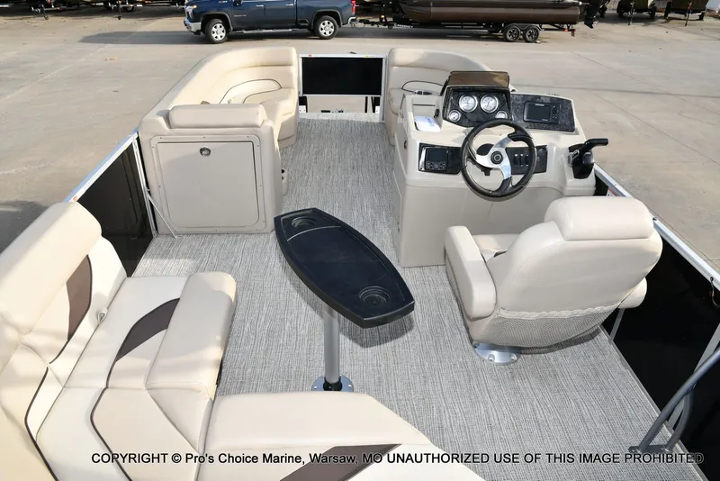 Slide: The Image of G3 SunCatcher Select 22RF w/115 Yamaha 2021 - 14