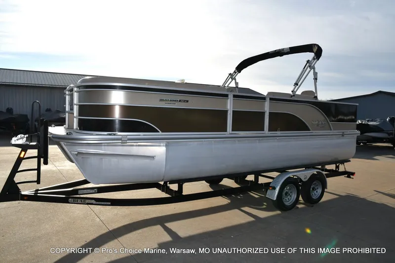 Slide: The Image of G3 SunCatcher Select 22RF w/115 Yamaha 2021 - 22