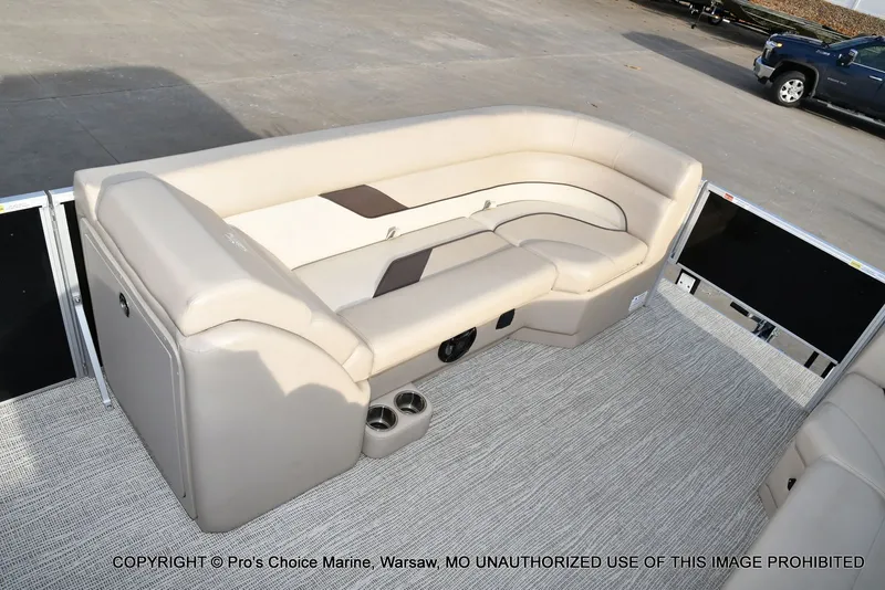 Slide: The Image of G3 SunCatcher Select 22RF w/115 Yamaha 2021 - 51