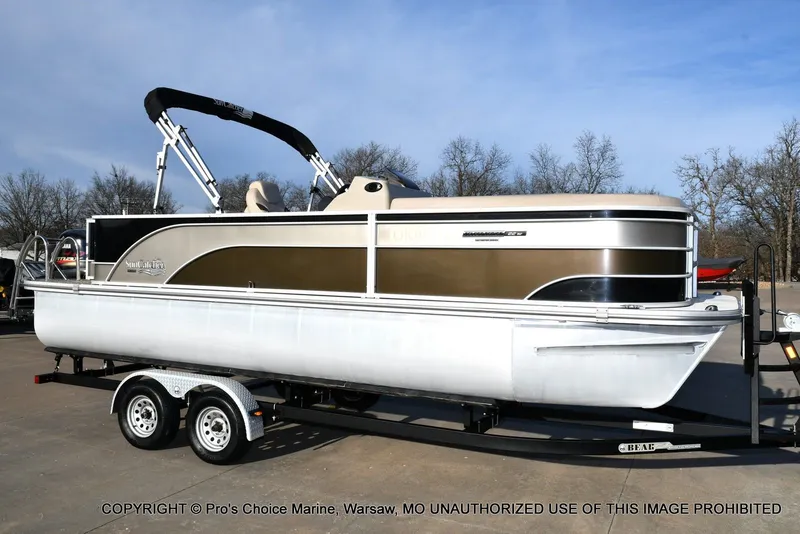 Slide: The Image of G3 SunCatcher Select 22RF w/115 Yamaha 2021 - 61