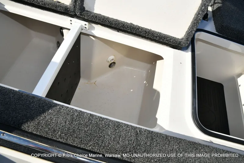 Slide: The Image of Ranger Z520L Dual Console 2021 - 67