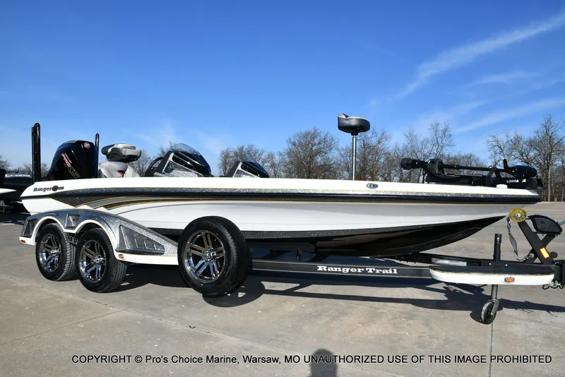 Slide: The Image of Ranger Z520L Dual Console 2021 - 75