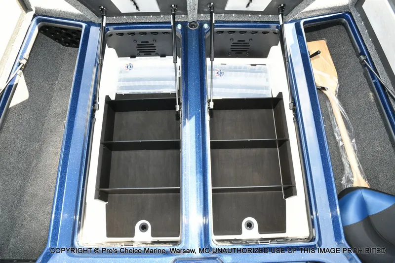 Slide: The Image of Nitro Z21 XL w/250 Pro-XS 4 Stroke 2025 - 57