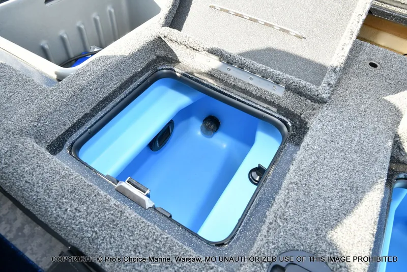 Slide: The Image of Nitro Z21 XL w/250 Pro-XS 4 Stroke 2025 - 63