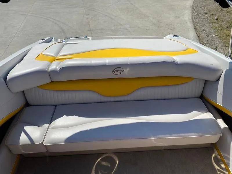 Slide: The Image of Crownline Boats 21 SS 2013 - 11