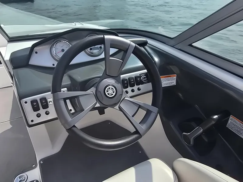 Slide: The Image of Yamaha SX190 2013 - 11