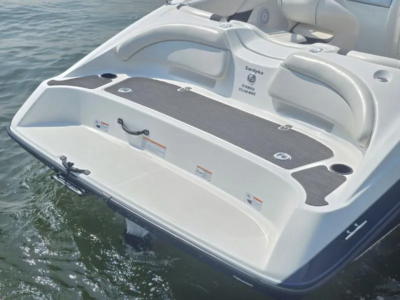 Slide: The Image of Yamaha SX190 2013 - 6