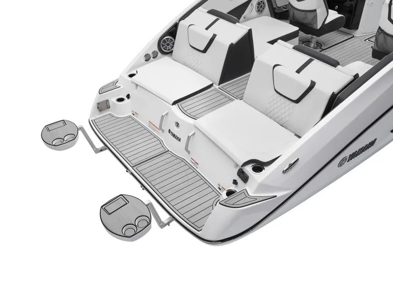 Slide: The Image of Yamaha 222S 2025 boat rear with luxurious seating. - 27