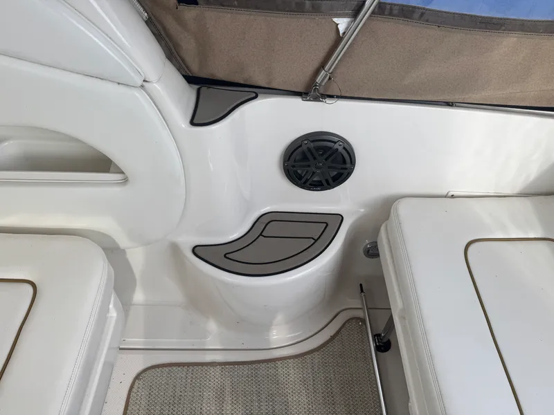 Slide: The Image of Sea Ray 300 SUNDANCER 2002 - 17