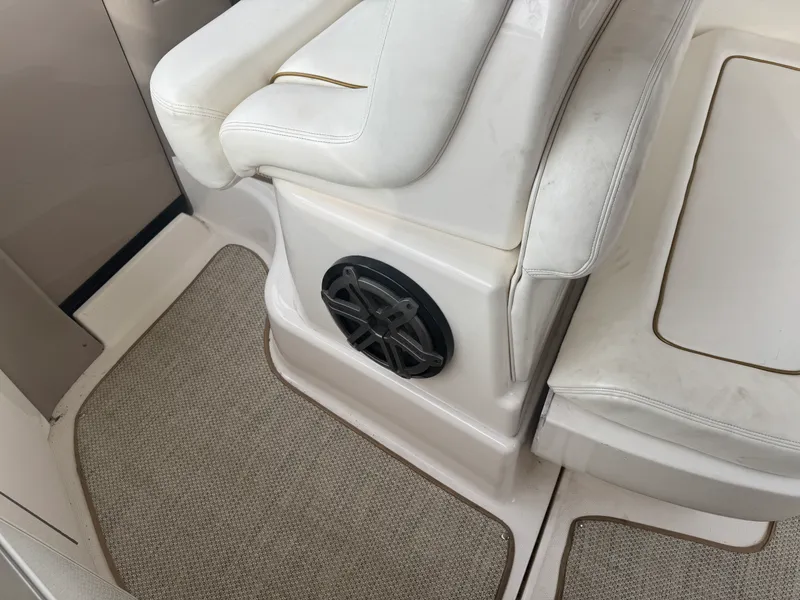 Slide: The Image of Sea Ray 300 SUNDANCER 2002 - 22