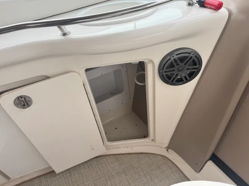 Slide: The Image of Sea Ray 300 SUNDANCER 2002 - 23