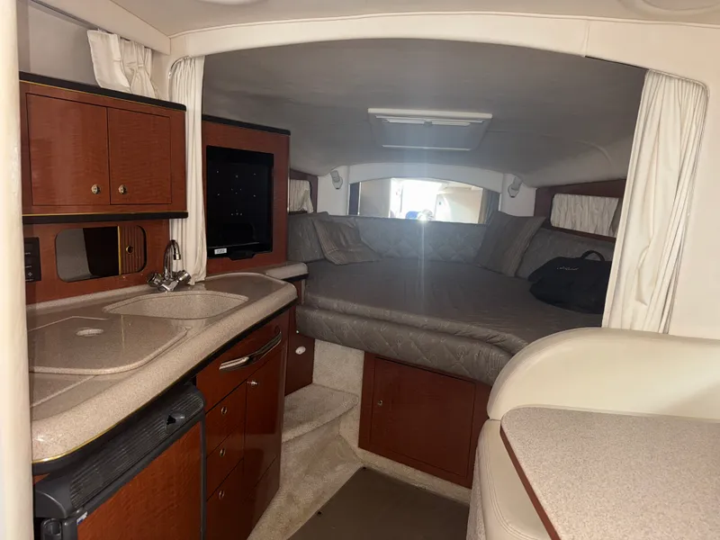 Slide: The Image of Sea Ray 300 SUNDANCER 2002 - 31