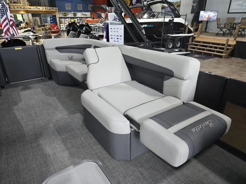 Slide: The Image of Barletta Cabrio C22Q 2025 - 14