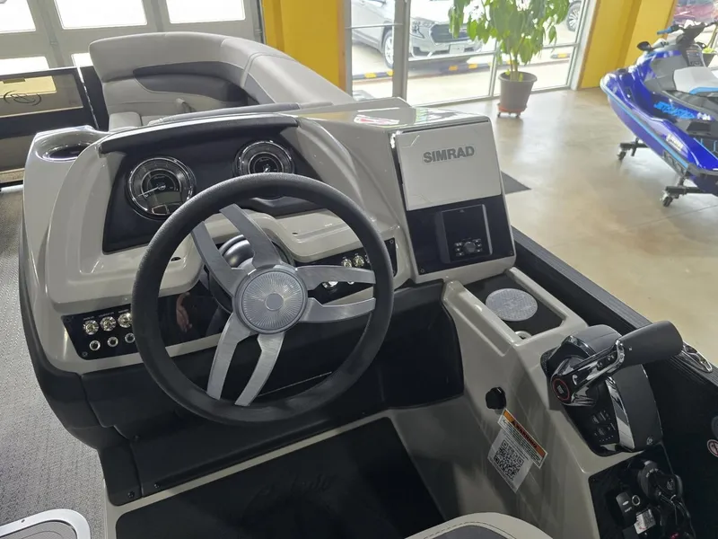 Slide: The Image of Barletta Cabrio C22Q 2025 - 9