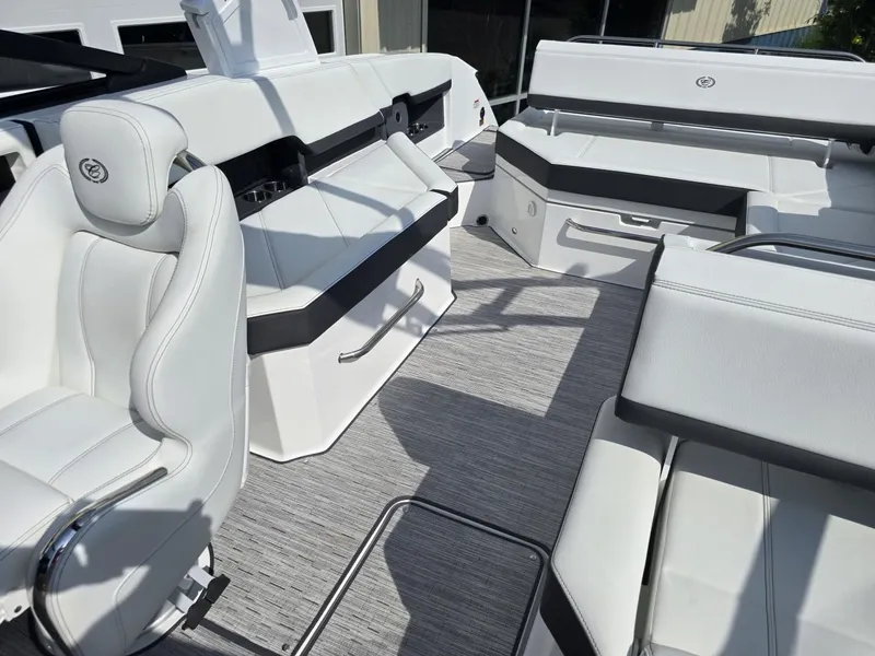 Slide: The Image of Cobalt R8 2025 - 17