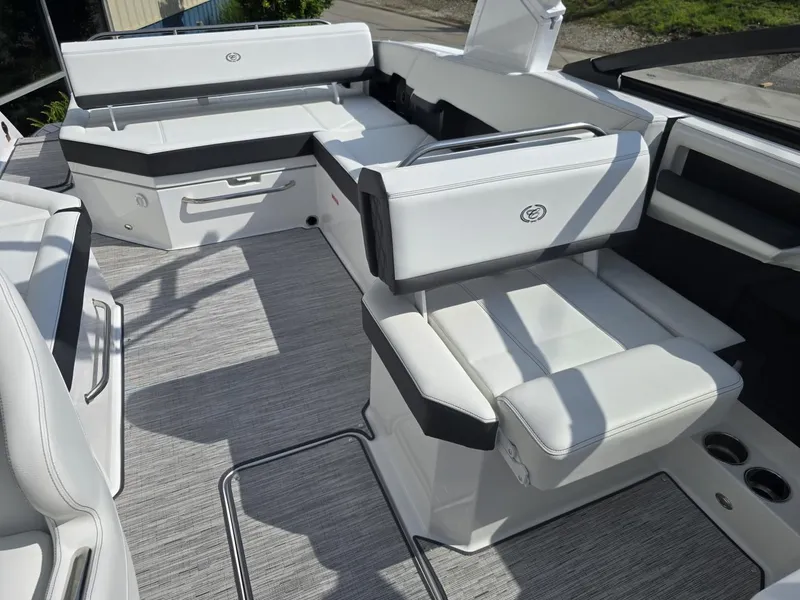 Slide: The Image of Cobalt R8 2025 - 20