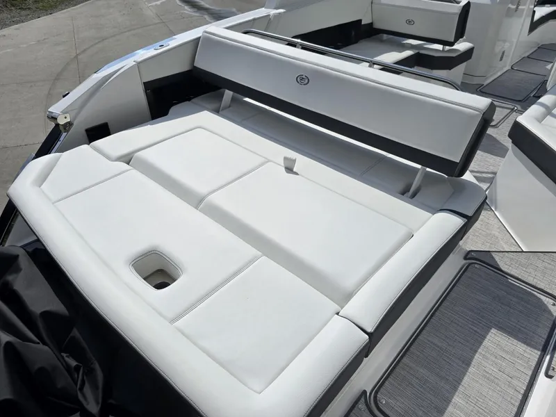 Slide: The Image of Cobalt R8 2025 - 23