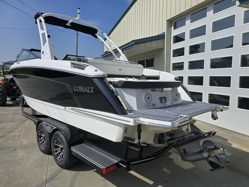 Slide: The Image of Cobalt R8 2025 - 4