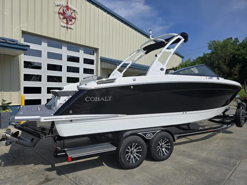 Slide: The Image of Cobalt R8 2025 - 6