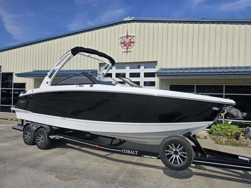 Slide: The Image of Cobalt R8 2025 - 8