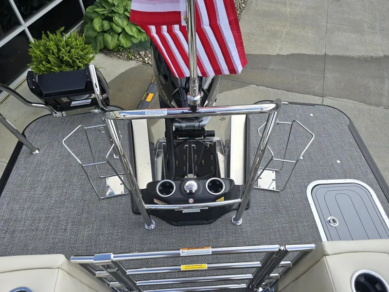 Slide: The Image of Barletta Lusso L23QSS 2025 - 26